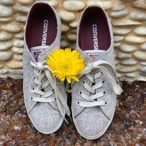 CONVERSE TENNIS/SNEAKER SHOES. Sz 7 Cream color w/maroon/silver weave. EUC. - Picture 1 of 7